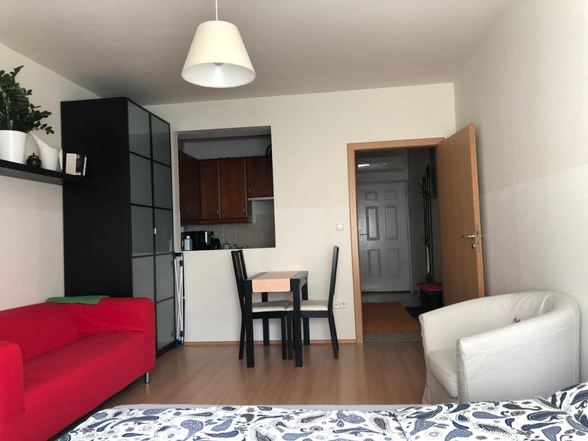 Cozy Apartment In District 8 布达佩斯 外观 照片